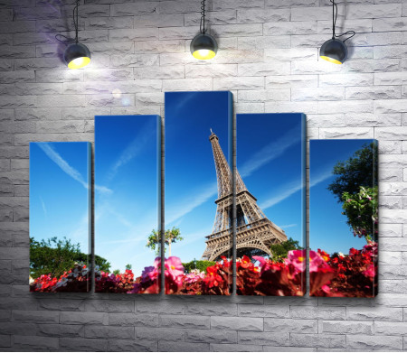 Париж весной. Фото с Эйфелевой башней