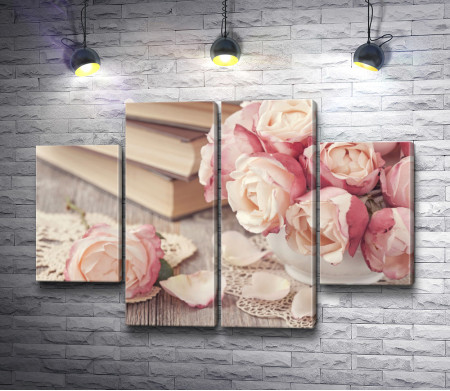 Натюрморт с чайными розами, книгами и кружевом