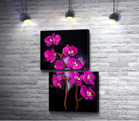 Веточки сиреневых орхидей на черном фоне 