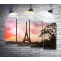 Эйфелевая башня в лучах заката, Париж