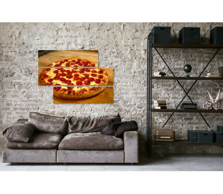 Ароматная пицца с салями