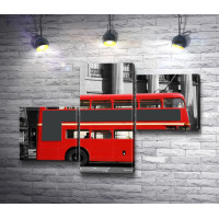 Лондонский автобус красного цвета, черно-белое фото с цветными вставками