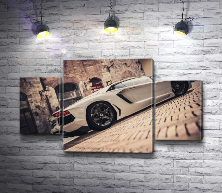 Белый Lamborghini Aventador