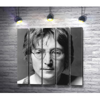 Черно-белый портрет Джона Леннона