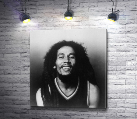 Боб Марли - ямайский музыкант на черно-белом снимке