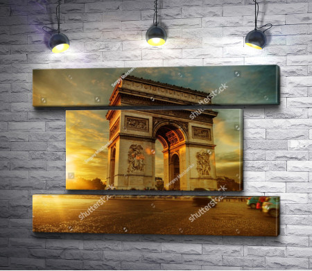 Триумфальная арка в лучах заката, Париж