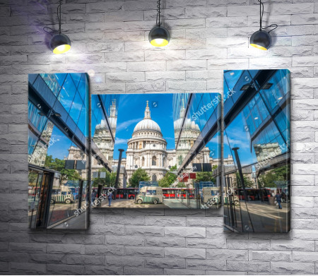 Собор Святого Павла с отражением в стеклянных фасадах, Лондон