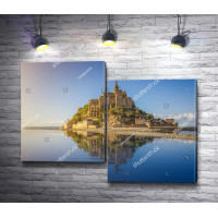 Фантастический вид на остров-крепость Мон-Сен-Мишель, Франция