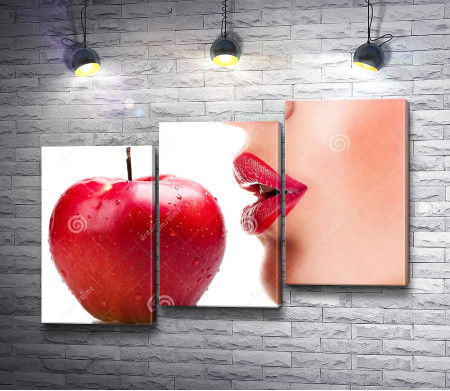 Губы и красное яблоко