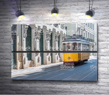 Трамвай на улицах Европы