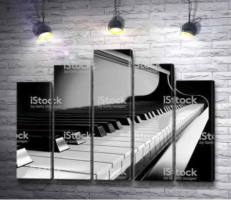 Фортепиано в черно-белой гамме