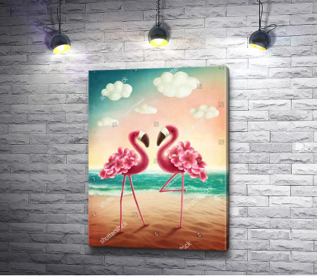 Фламинго на берегу моря 