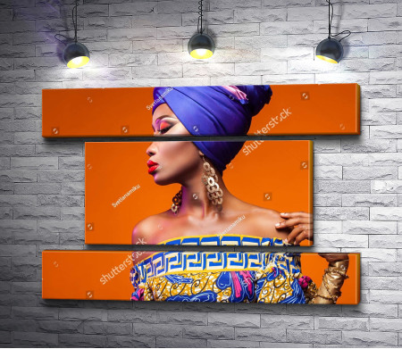 Африканская девушка с ярким мейком 