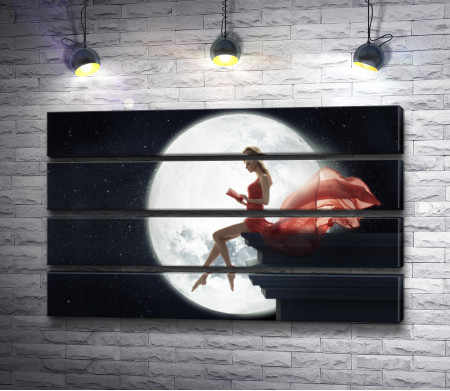 Девушка в красном платье на фоне луны