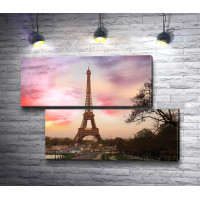 Эйфелевая башня в лучах заката, Париж