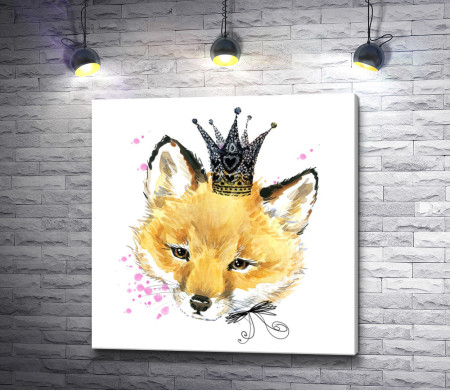 Рыжая лисица в короне 