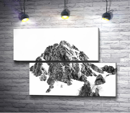 Черно-белое фото снежной горы
