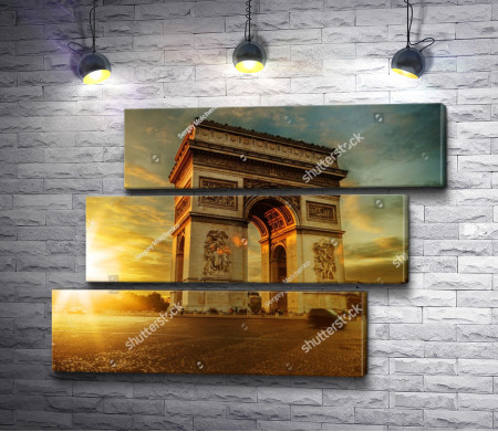 Триумфальная арка в лучах заката, Париж