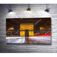 Монумент Триумфальная арка в Париже
