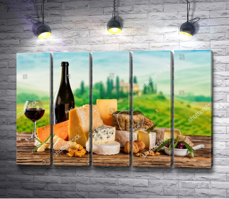 Итальянский натюрморт с сыром и вином 