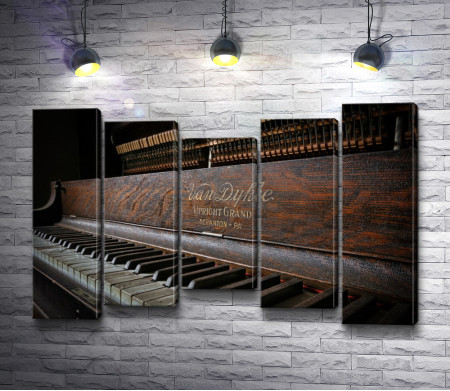 Старое пианино 