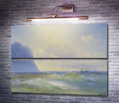 Корабль в море