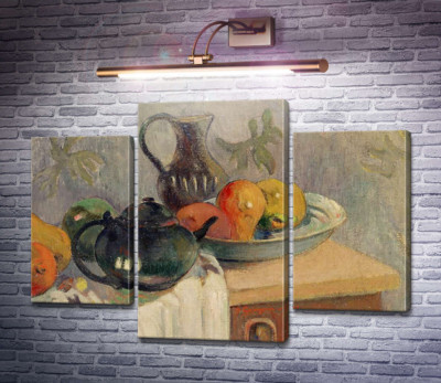 Чайник, глечик і фрукти
