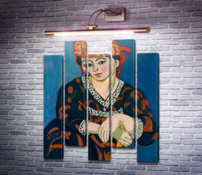 Женщина в шапочке из мадраса