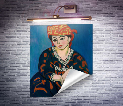 Женщина в шапочке из мадраса