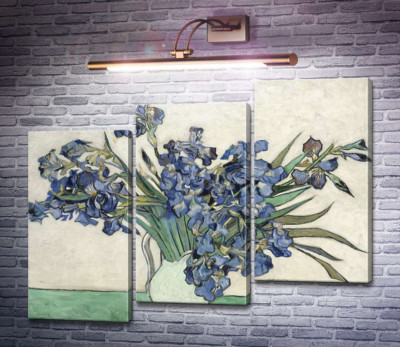 Ваза с ирисами
