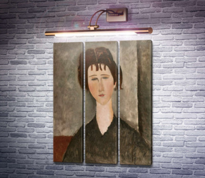 Портрет брюнетки