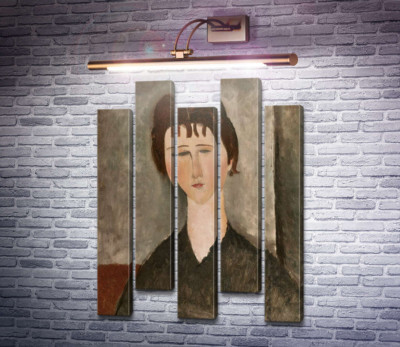 Портрет брюнетки