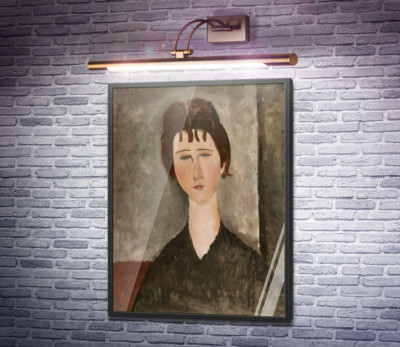 Портрет брюнетки