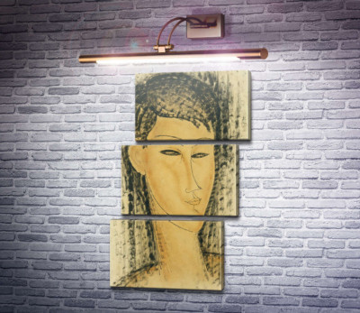 Голова молодой женщины