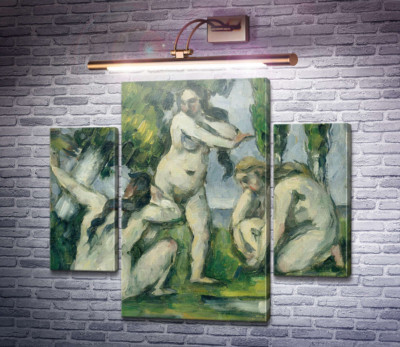 Три купальниці