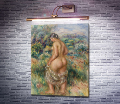 Стоящая купальщица