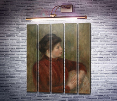 Женщина в кресле