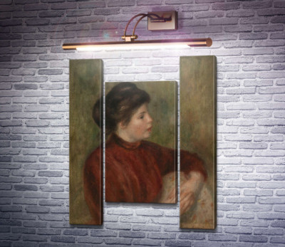 Женщина в кресле