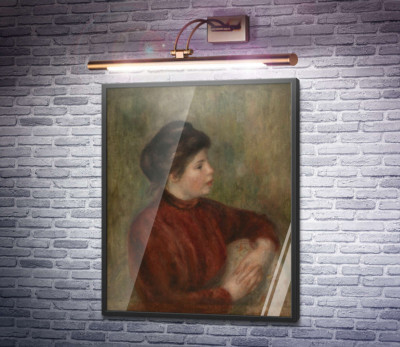 Женщина в кресле