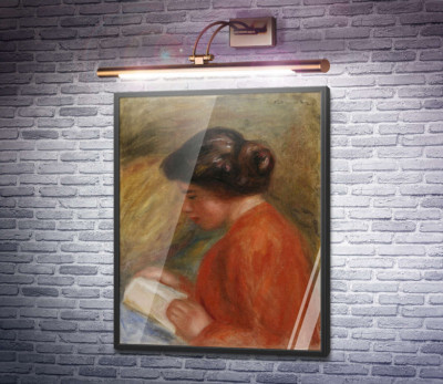 Женщина за чтением