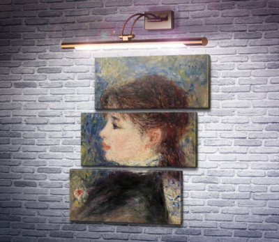 Молодая женщина с розой