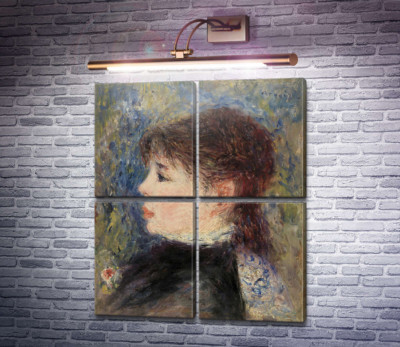 Молодая женщина с розой