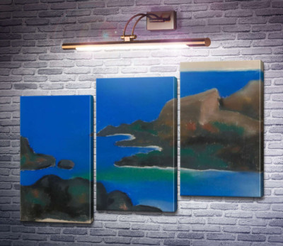 Голубое море и скалы