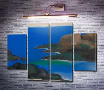 Голубое море и скалы