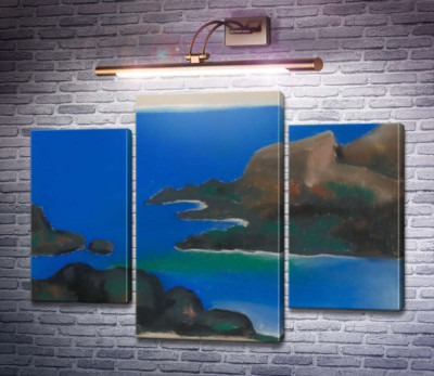Голубое море и скалы