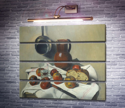 Яблоки, кувшин, стакан воды и хлеб