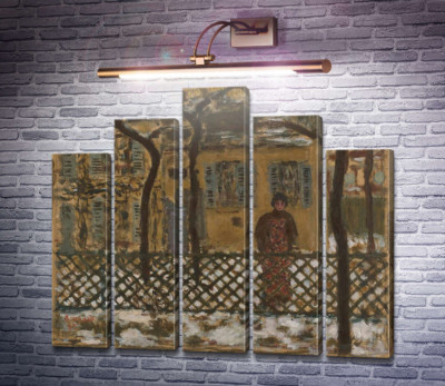 За парканом