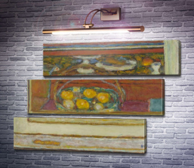 Корзина с фруктами, отраженная в зеркале