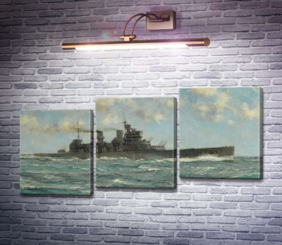 Британский линкор HMS Howe в море