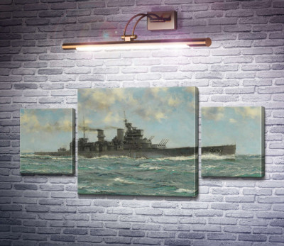 Британский линкор HMS Howe в море